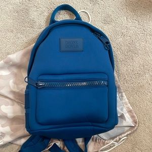 Dagne dover small bay blue Dakota *Rare color*